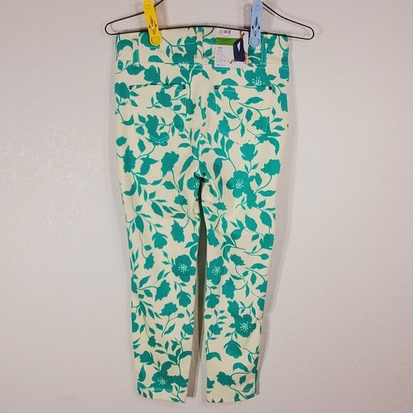 Time And Tru Womens XS Extra Small Stretch Fitted Capri Green Floral Print - Picture 2 of 7
